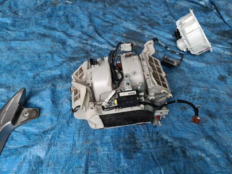 Мотор печки Хонда Легенд в Калининграде 206136