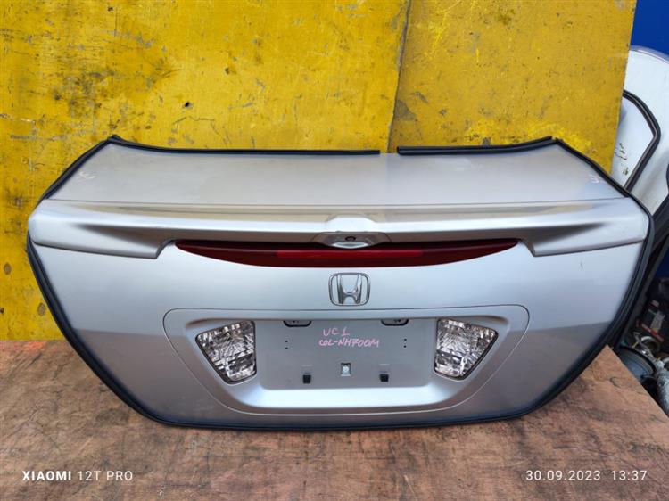 Крышка багажника Хонда Инспаер в Калининграде 652201